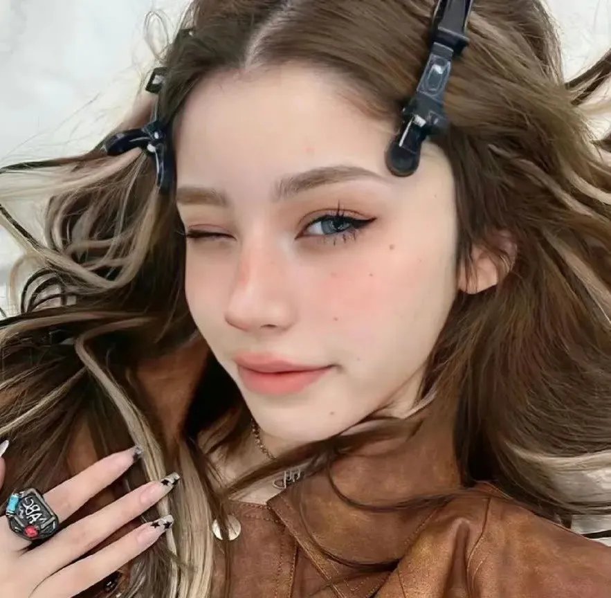 弹指威龙